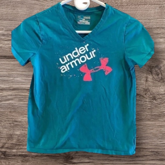 Under Armour Other - UNDER ARMOUR GIRLS BLUE SHORT SLEEVE HEATGEAR TOP SHIRT TSHIRT SIZE YM MEDIUM